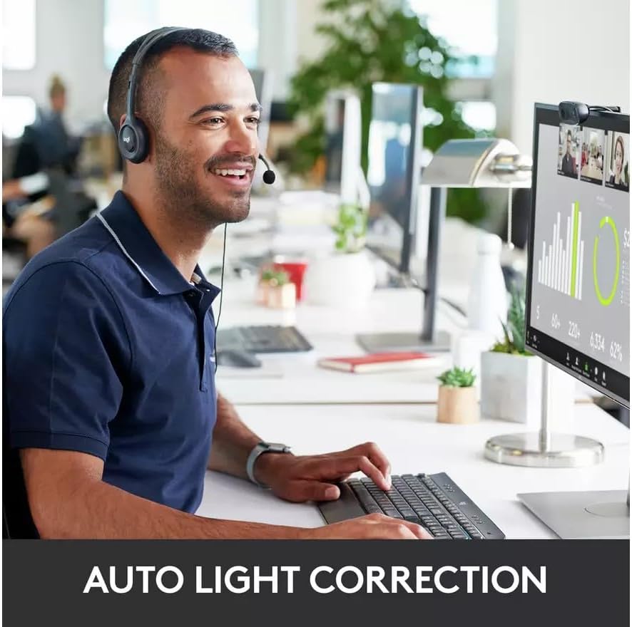 Logitech C270 HD Webcam - 720p/30fps, Noise-Reducing Mic, Widescreen Video, Plug and Play USB